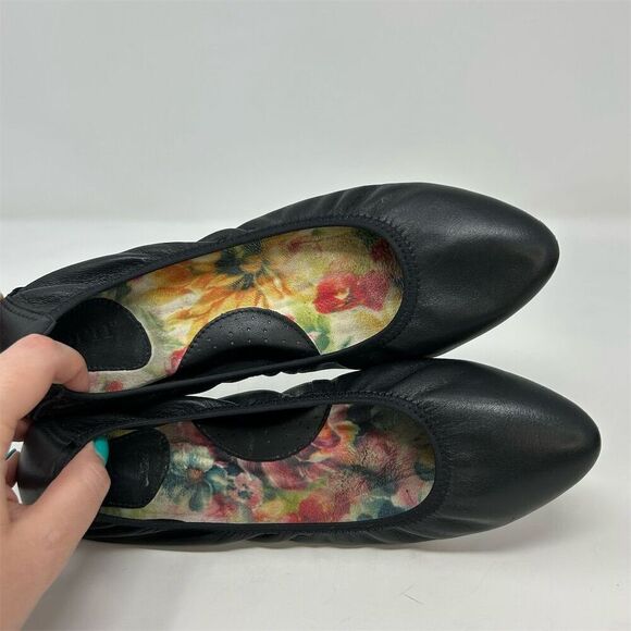 Born Women's Black Leather Slip On Ballet Flats Size 9M Pointed Toes Casual - Picture 12 of 14
